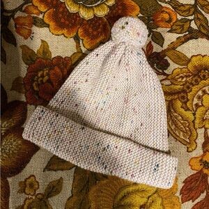 misha and puff garter hat